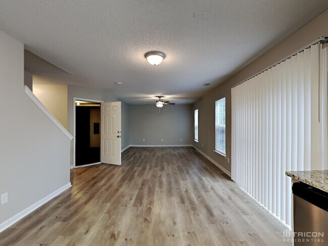 Building Photo - 6303 Pensfold Dr