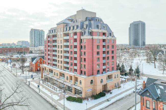 Photo du bâtiment - The Landmarq Rental Residences