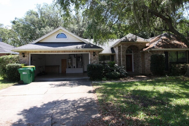 Building Photo - 6 Kimbrough Rd