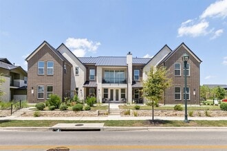 Building Photo - 4412 Tilley St
