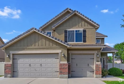 Building Photo - 755 E Meadow Marsh Dr