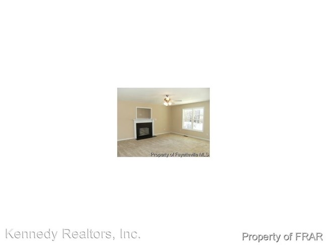 Building Photo - 77 Juno Dr