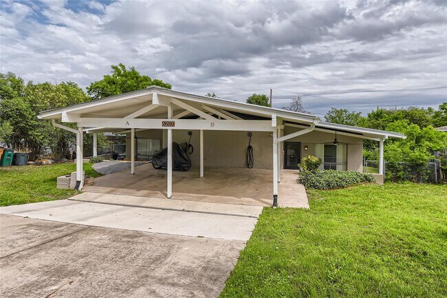 Building Photo - 6207 Arnold Dr