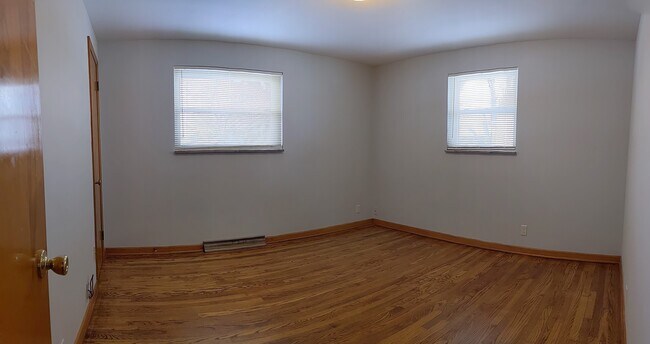 1st bedroom - 314 S Forest Ave