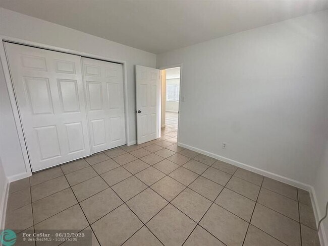 Foto del edificio - 1010 SW 16th Ave