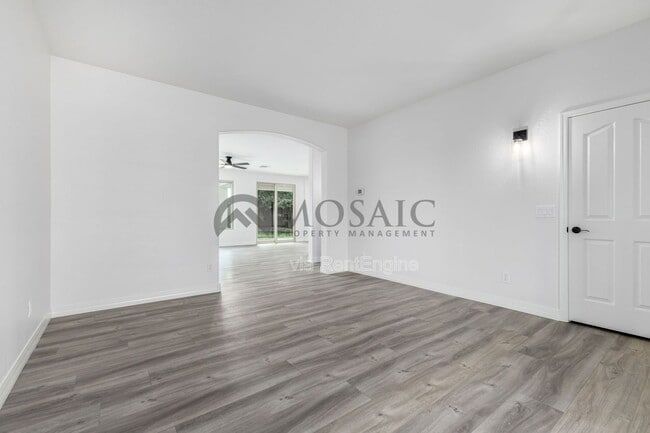 Foto del edificio - 4287 E Del Rio St