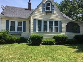 Building Photo - 917 Kimball Ave