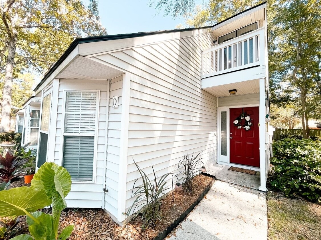Primary Photo - 2 Bedroom Townhome in North Charleston