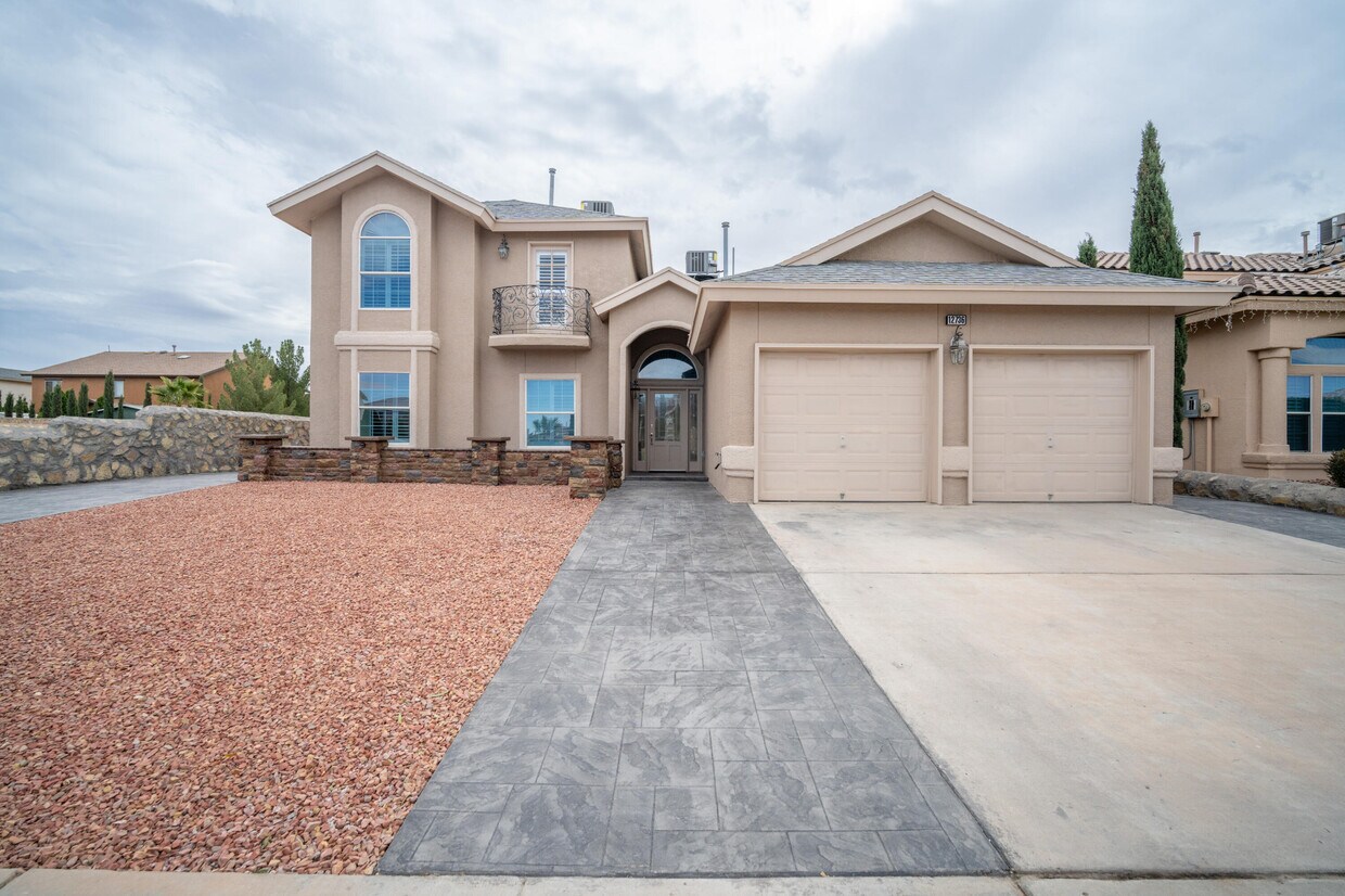 12736 Tierra Karla Dr, El Paso, TX 79938 House for Rent in El Paso
