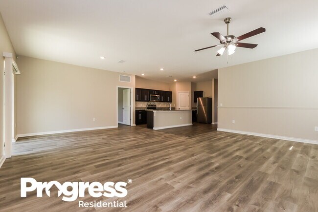 Building Photo - 3913 Spruce Creek Dr