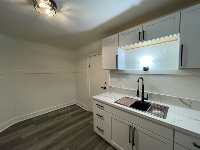 Foto del edificio - 3158 N 39th St