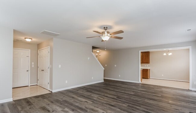 Foto del edificio - 1505 Cricket Ridge Dr
