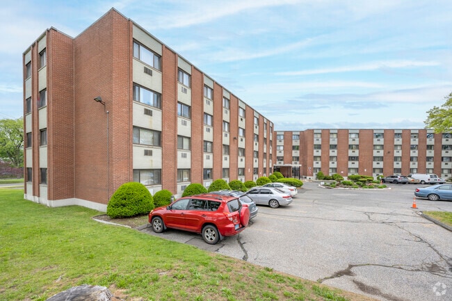 Straford Condominium