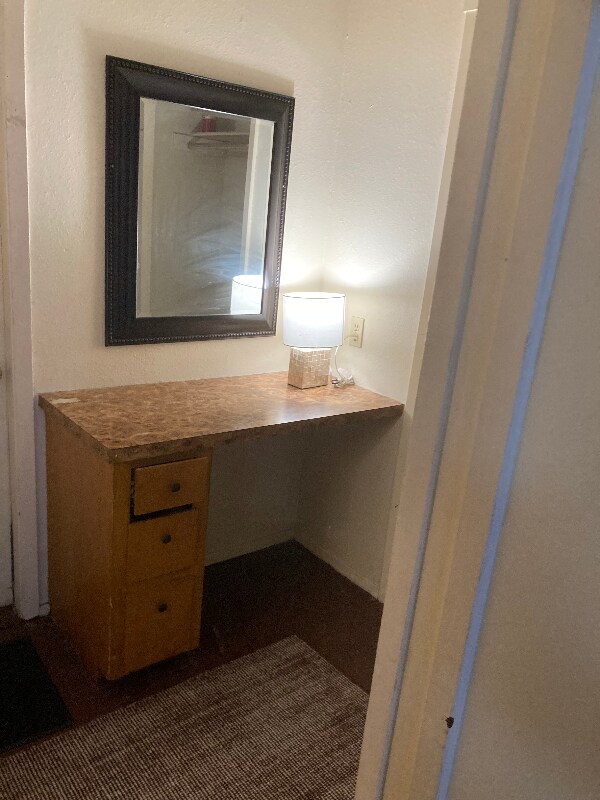 Foto del edificio - 909 W 23rd St