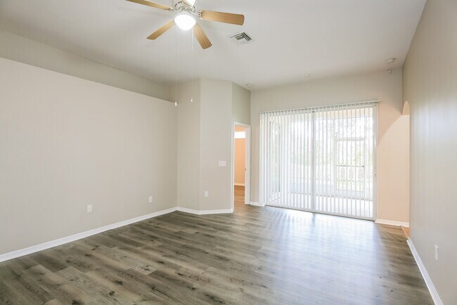 Foto del edificio - 22753 Beltrees Ct