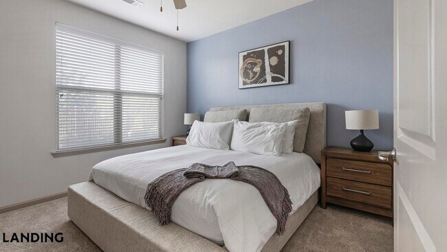 Foto del edificio - 7602 Luskey Blvd