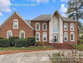 Building Photo - 211 Kestwick Dr W