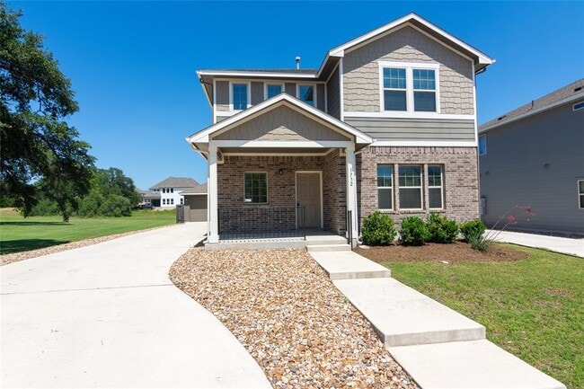 Building Photo - 1732 Lakota Ln