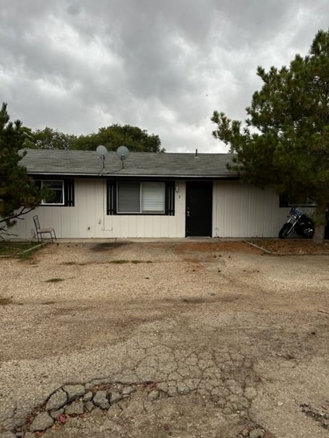 Building Photo - 3724 Billings Dr