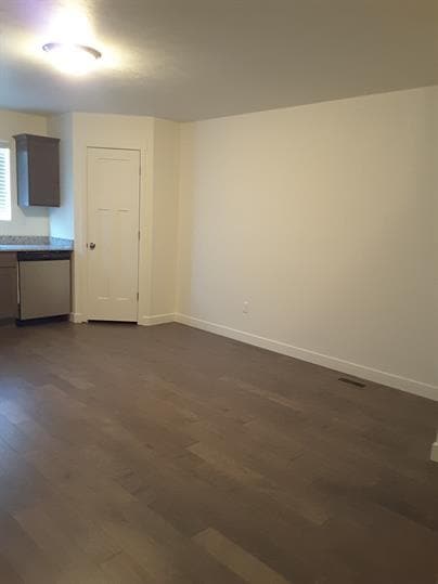 Foto del edificio - 63 E 670 N St