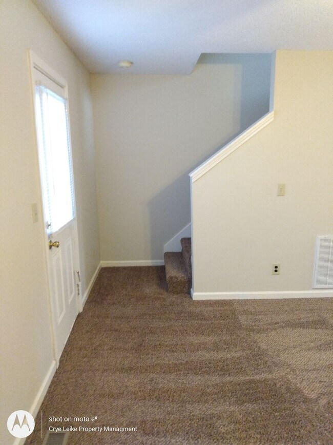 Foto del edificio - Cute Townhouse with great location!