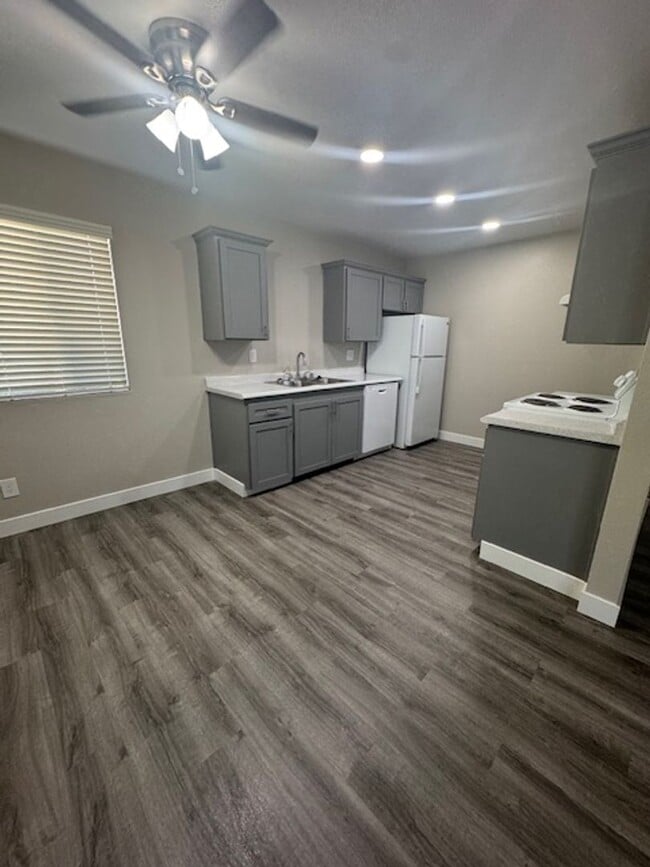 Interior Photo - Autumn Run Apartments