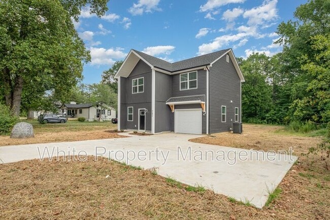 Building Photo - 782 Stanley Spencer Mountain Rd