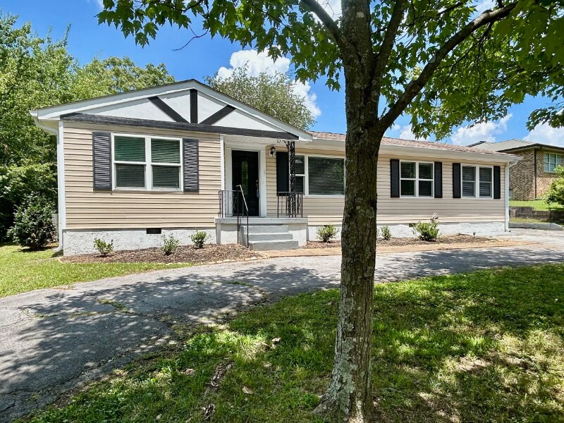Foto principal - 1641 John Ross Rd