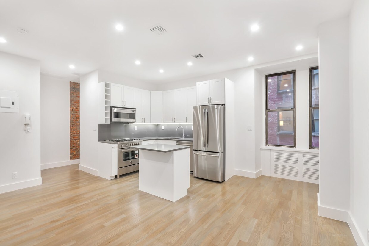 Primary Photo - 123 Madison Ave
