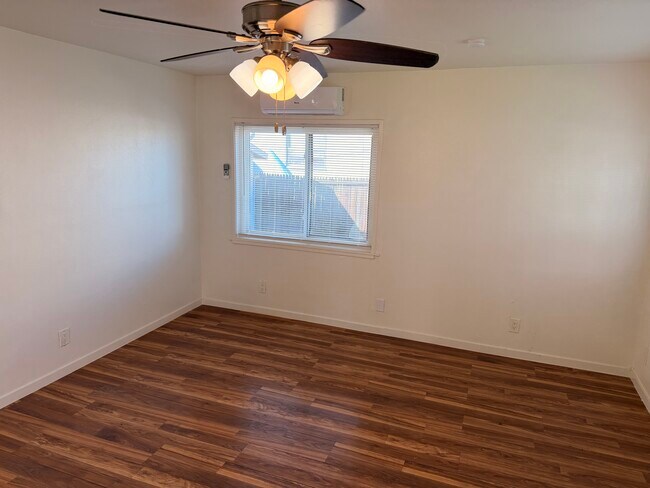 Foto del edificio - 119 W 19th St