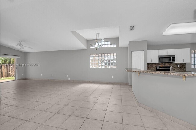 Building Photo - 4128 Sapphire Terrace