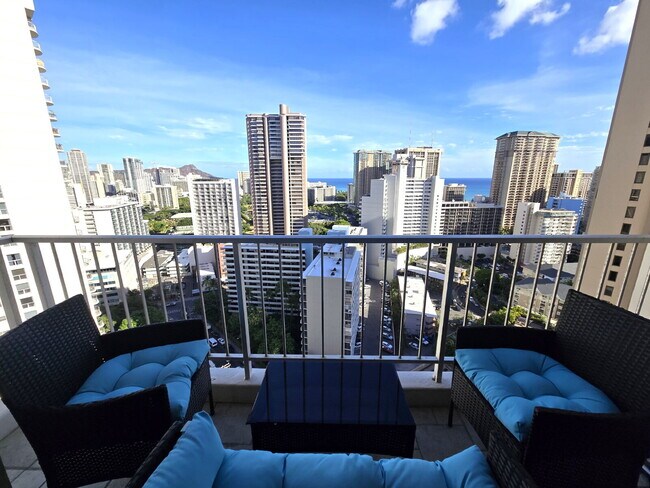 Foto del edificio - Fully Furnished Rental 1br Condo at Villa ...