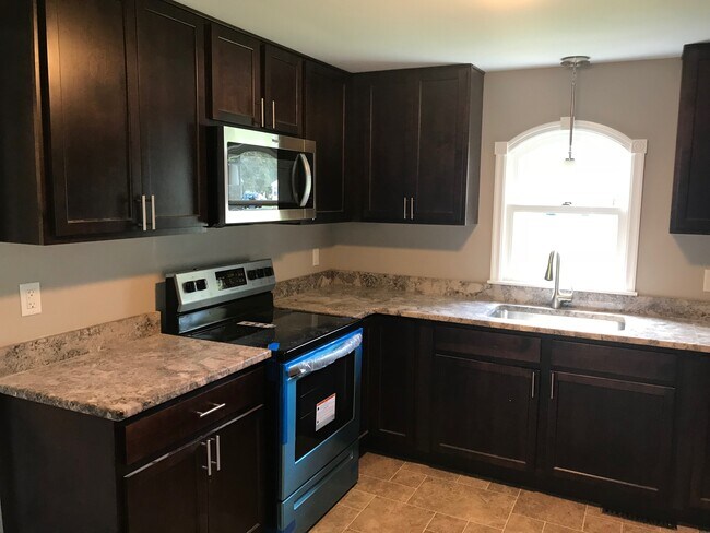 Foto del edificio - 4799 Middle Settlement Rd