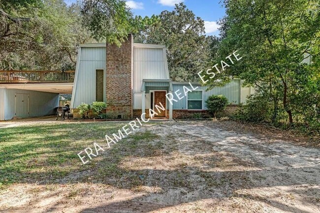 Building Photo - 2037 Lewis Turner Blvd