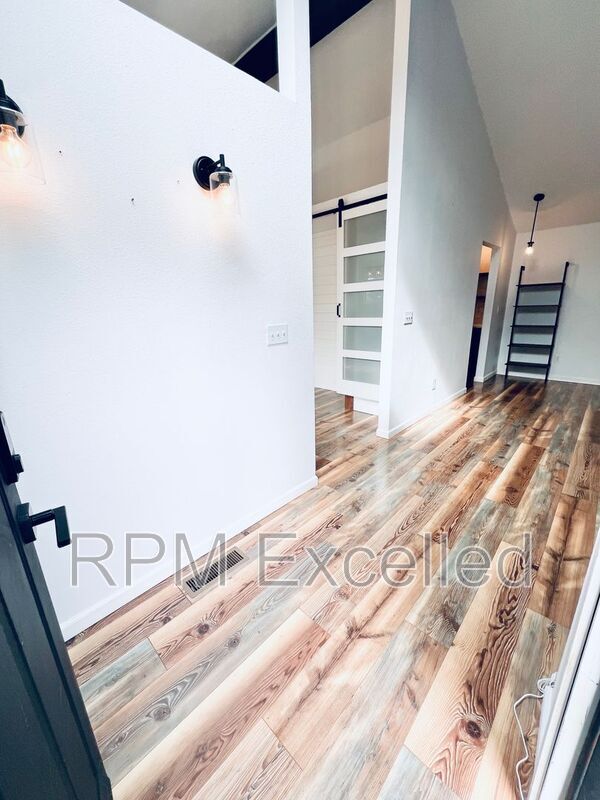 Foto del edificio - 107 N St. NE