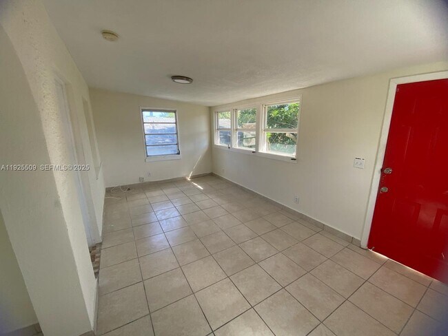 Foto del edificio - 1244 SW 13th Ct