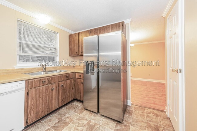 Building Photo - 104 Castle Bay Ct
