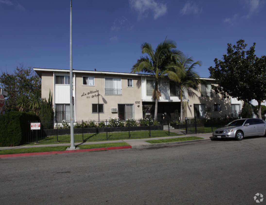 Primary Photo - La Mirada Apartment