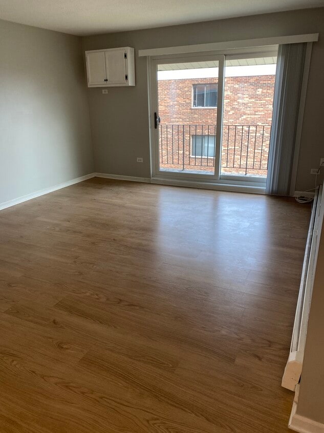 Living Room - 7335 W 157th St