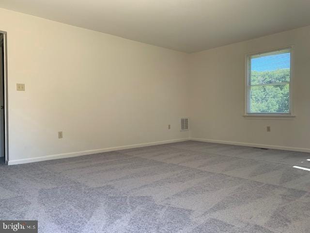 Building Photo - 400 Lyndale Ct