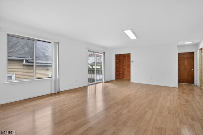 Foto del edificio - 485 Broadway