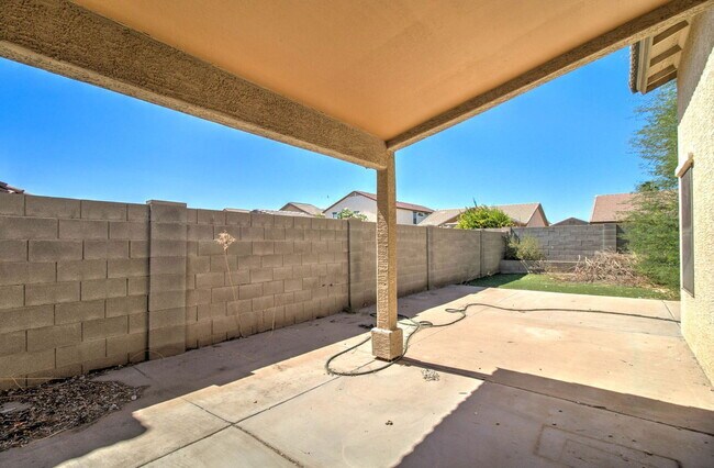 Building Photo - 4144 S 249th Dr