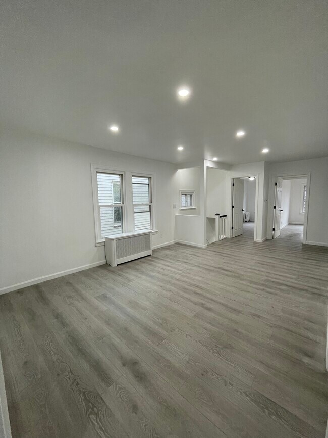 Foto del edificio - 82 Brighton Ave