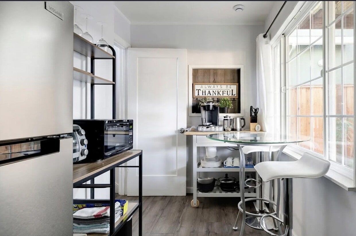 Foto principal - 251 C St