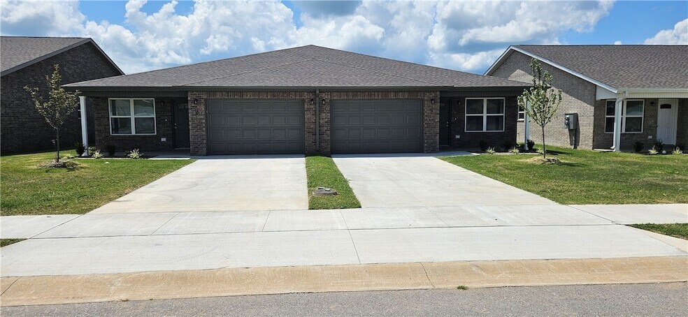 Foto principal - 517 NW 68th Ave
