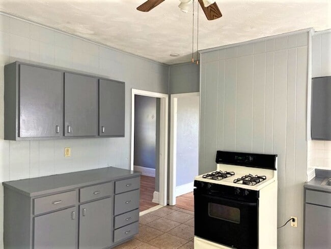 Foto del edificio - 74 Veazie St