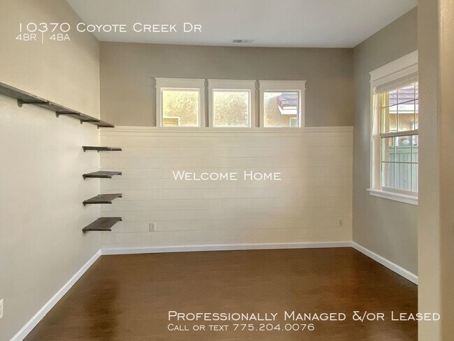 Building Photo - Breathtaking Double Diamond Home