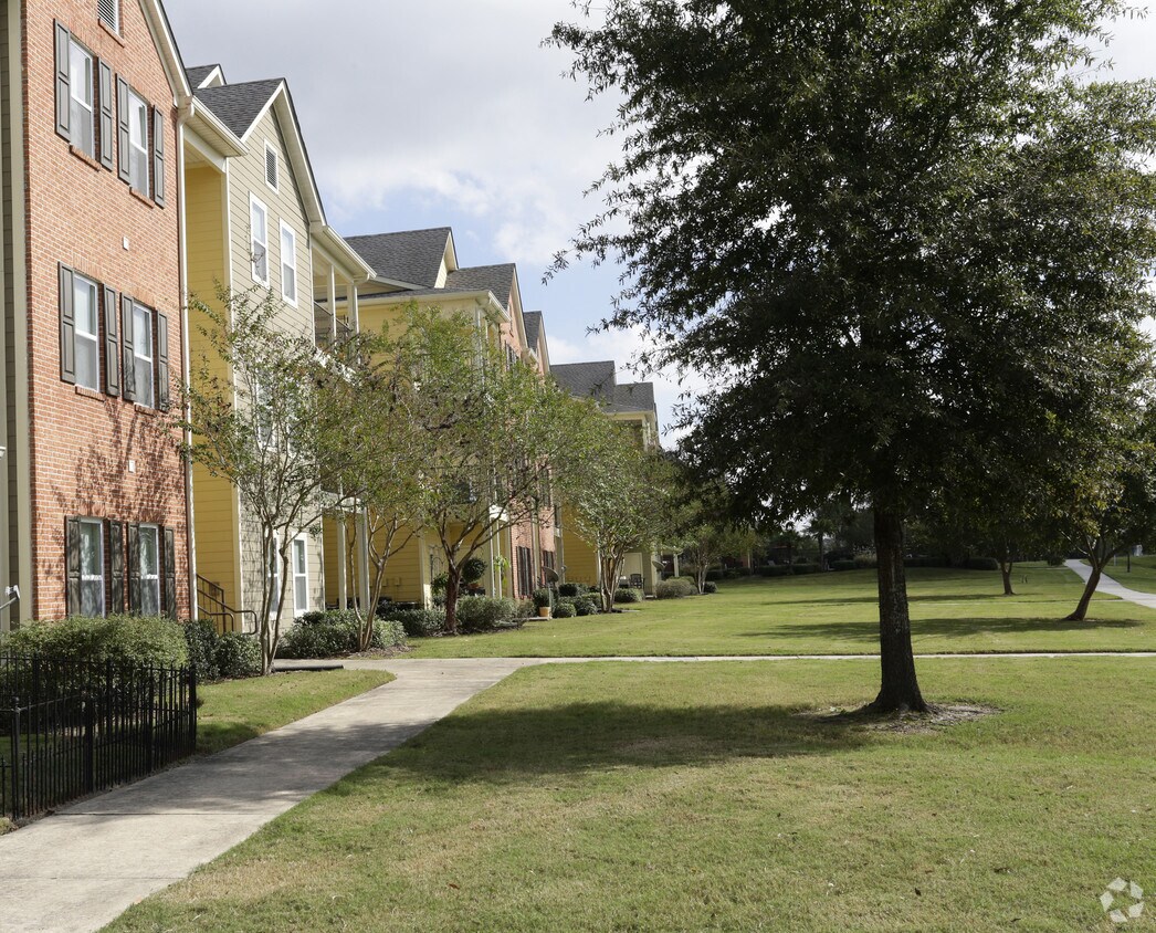 Cypress Lake Apartments Apartments Baton Rouge, LA