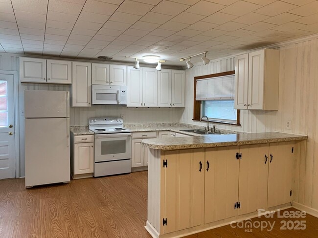 Foto del edificio - 317 Cedar St