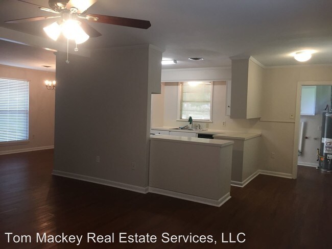 Foto del edificio - 3 br, 2 bath House - 388 Kay Dr.